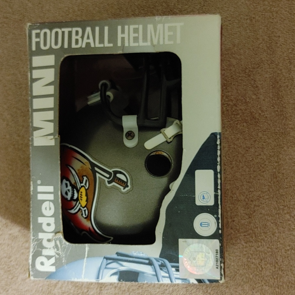 🏈 Riddell Mini Football Helmet - Picture 5 of 8